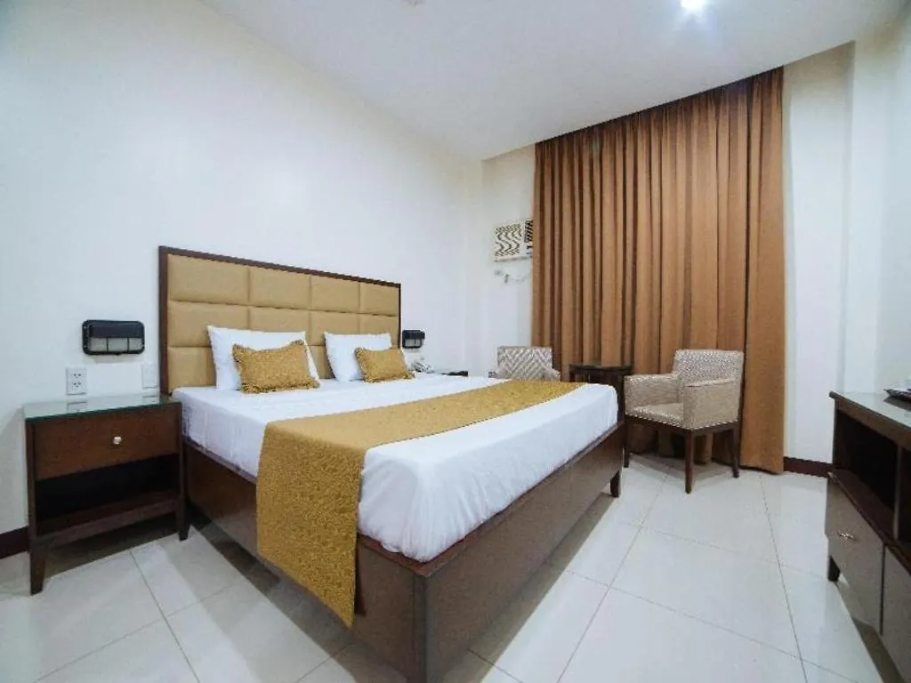 Hmv City Gold Hotel Анхелес 2*,  Филиппины